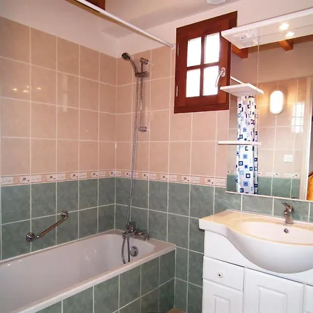 Hébergement de vacances Domaene Mit Jacuzzi By Interhome