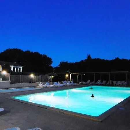 Domaene Mit Jacuzzi By Interhome Hébergement de vacances *